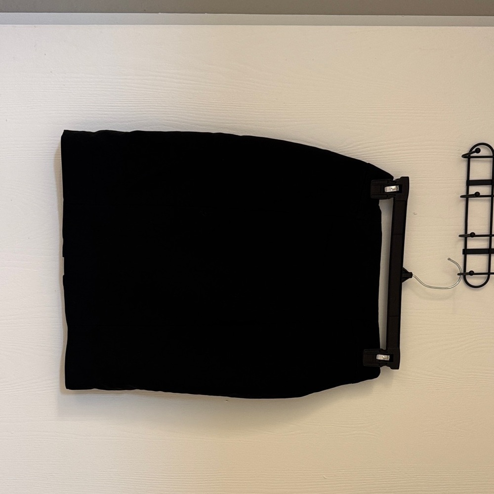 H&M Black Mini Skirt